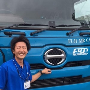 佐野 泰仁
